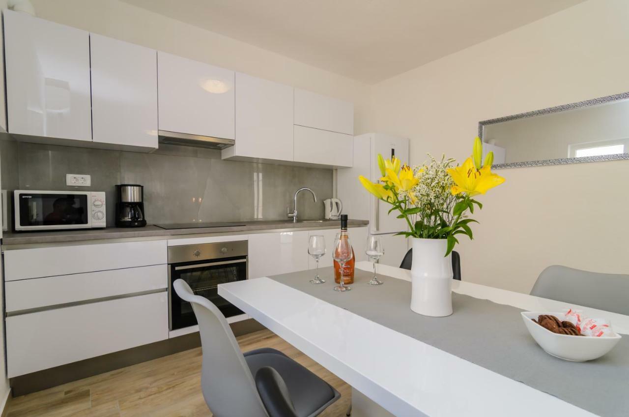Apartment Petra ซาดาร์ ภายนอก รูปภาพ